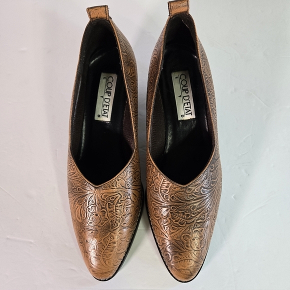 Vintage Coup D'etat LTD Floral Embossed Leather Western Heels Size 9 - Picture 3 of 6